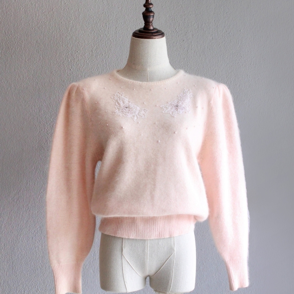 Elegant Pink Women's Sweater